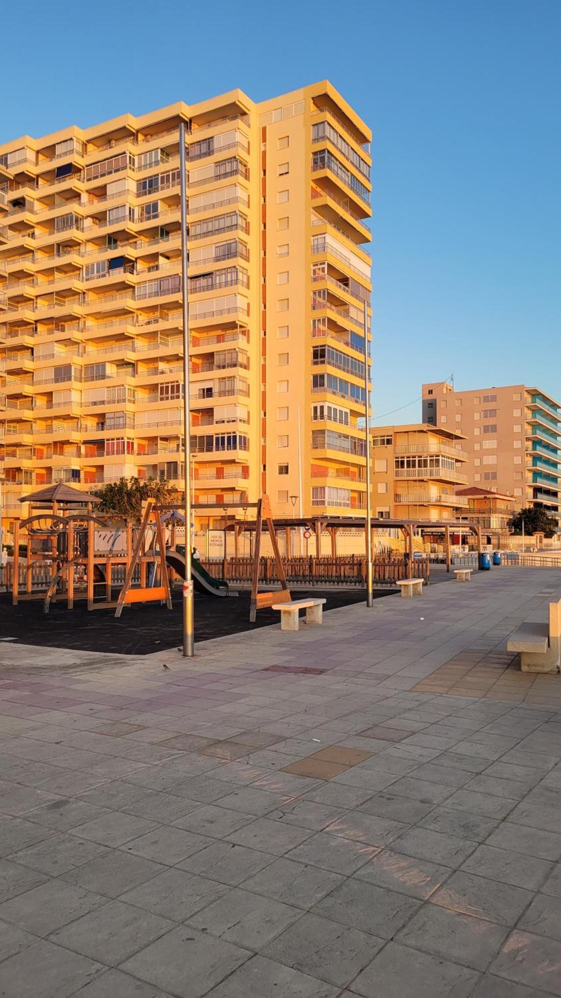 ベルレガートBalcon Al Marアパートメント エクステリア 写真